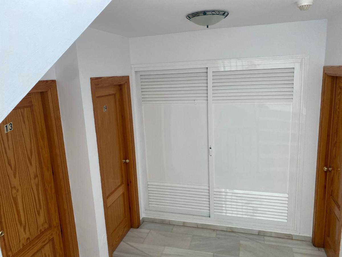 Hostal Andalucia Нерха Экстерьер фото