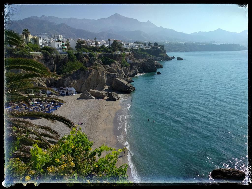 Hostal Andalucia Нерха Экстерьер фото