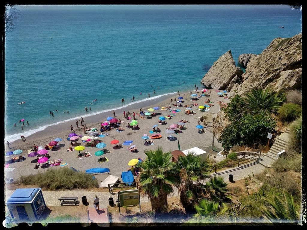 Hostal Andalucia Нерха Экстерьер фото