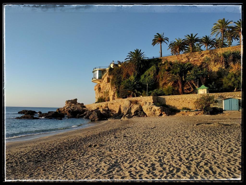 Hostal Andalucia Нерха Экстерьер фото